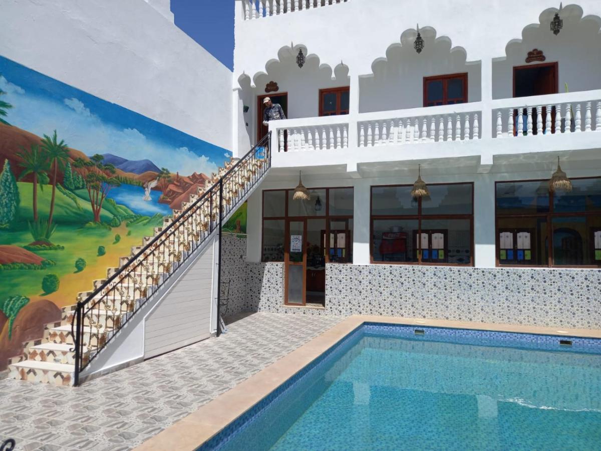 Dar Ilyana Hotel Ait Tiourhza Exterior photo