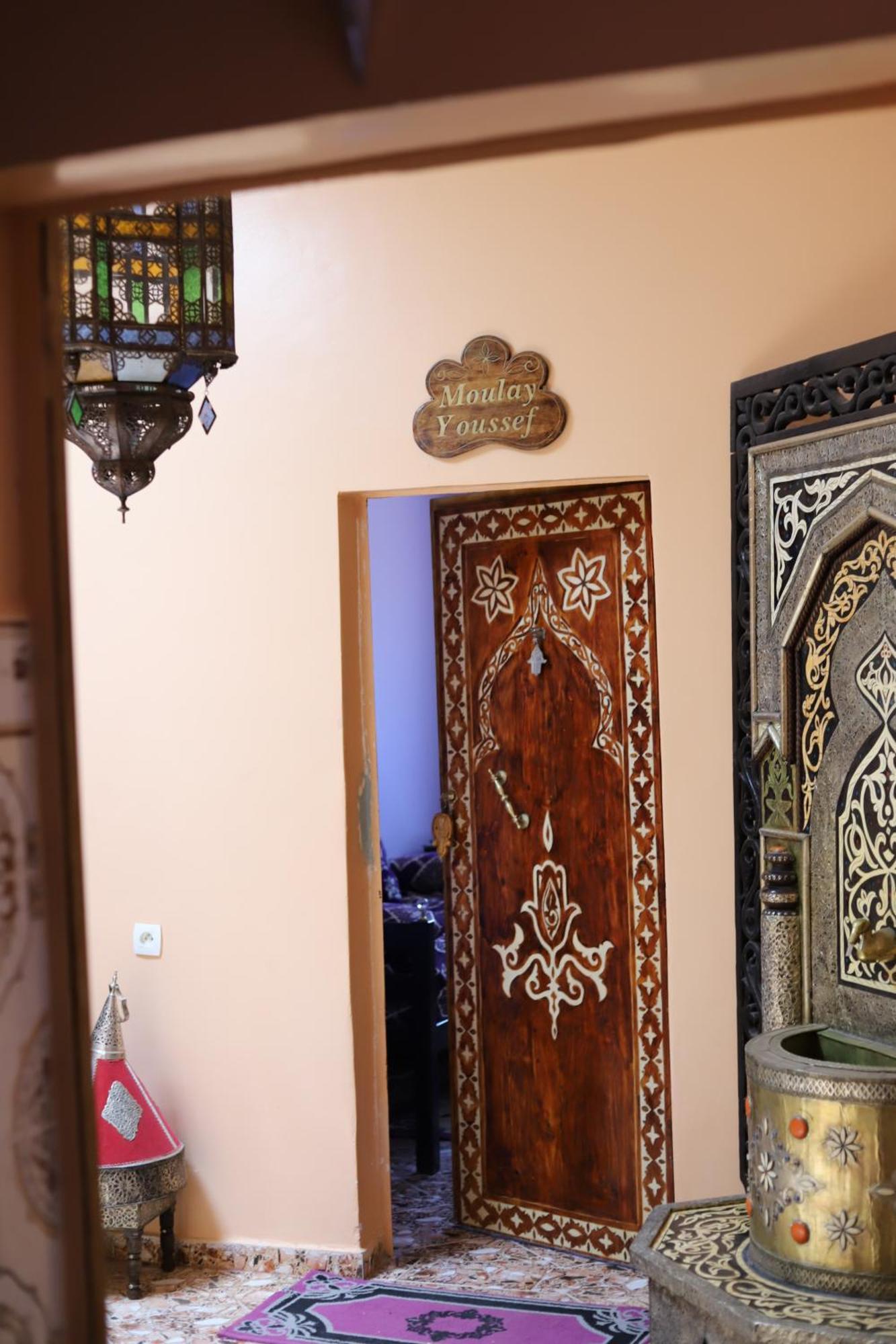 Dar Ilyana Hotel Ait Tiourhza Exterior photo