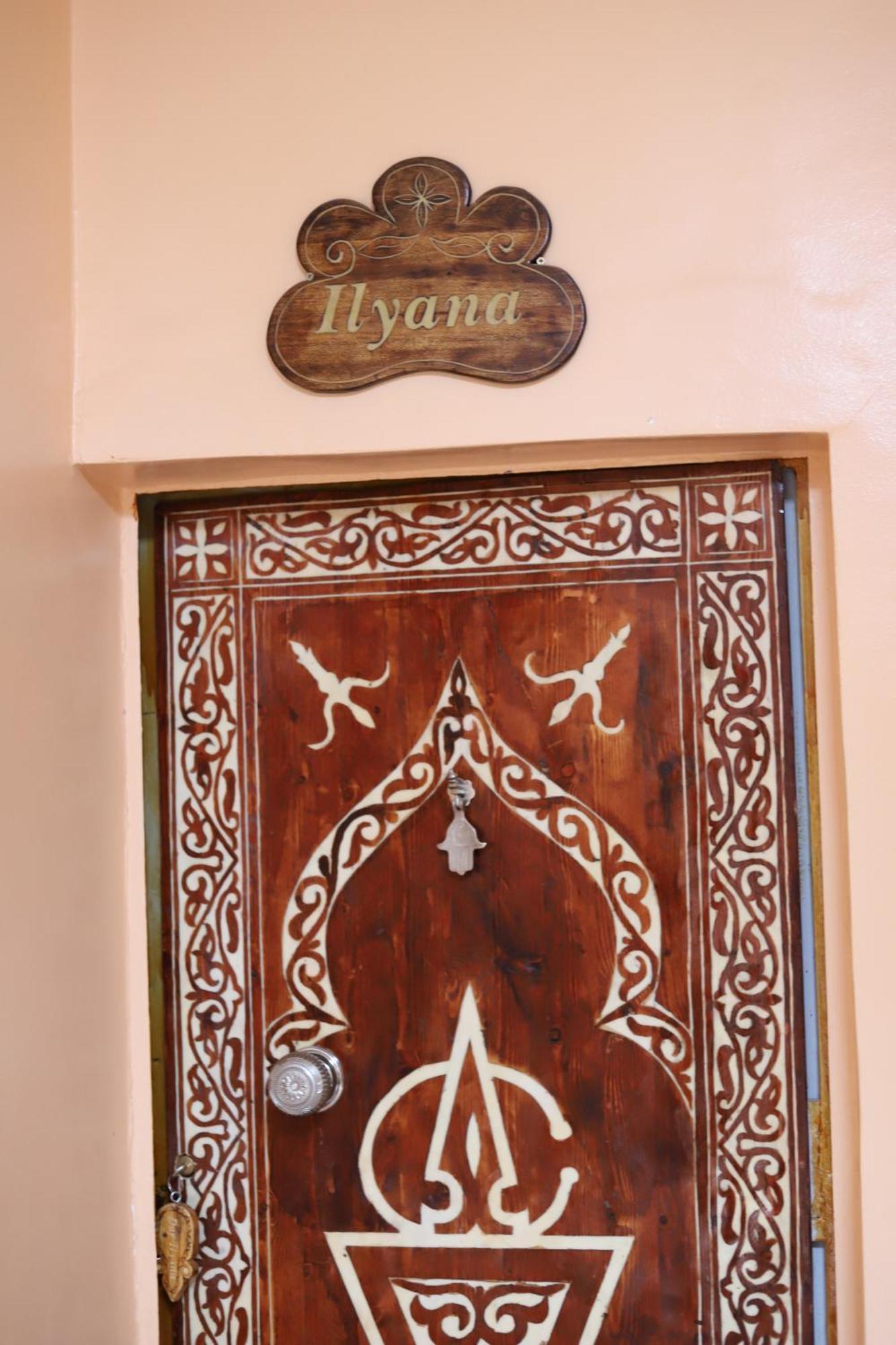 Dar Ilyana Hotel Ait Tiourhza Exterior photo